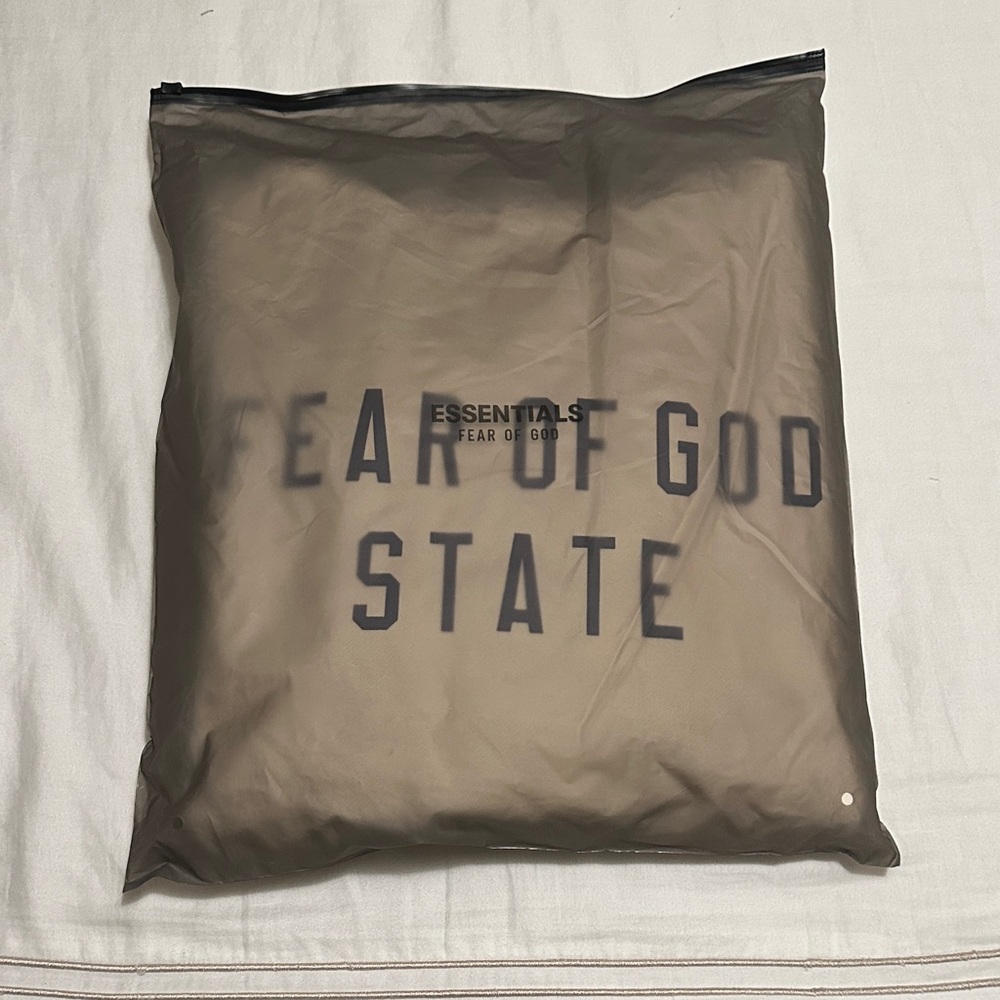 Fear of God Essentials Fleece Hoodie Egg Shell - Picture 9 of 10
